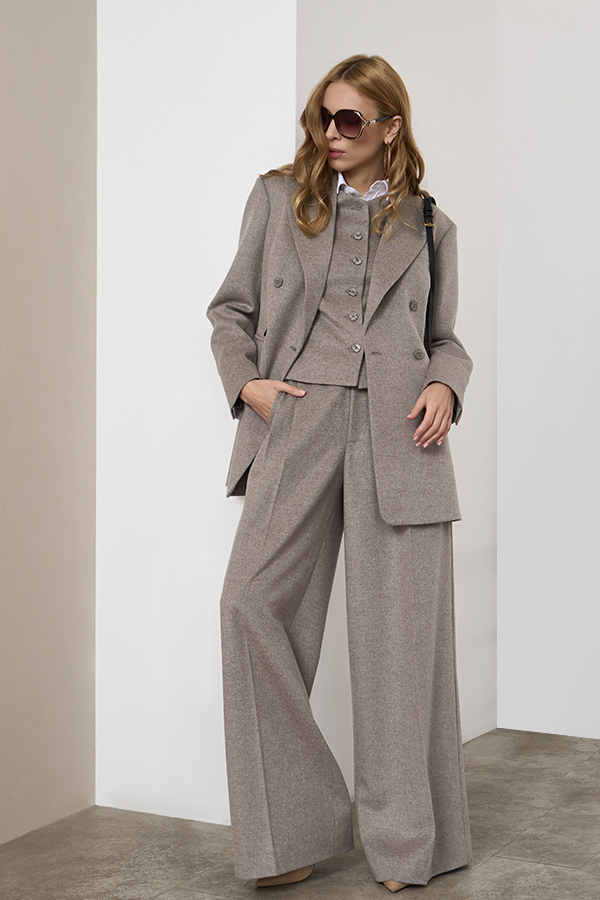 FALL/WINTER 2025-26 Model 2576Swa-beige-melange