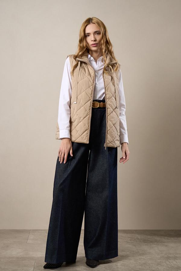 FALL/WINTER 2025-26 Model 3063St-sand