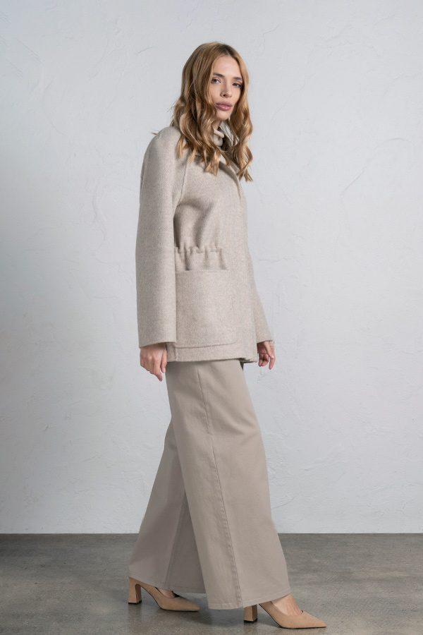 FALL/WINTER 2025-26 Model 8025SH-beige-herringbone